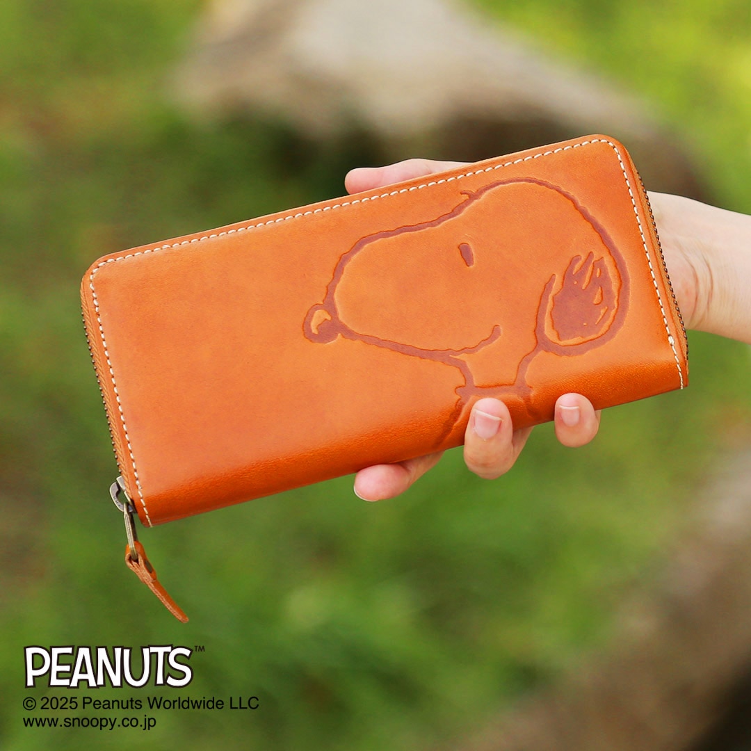 PEANUTS】スヌーピーのイタリアンレザーファスナー長財布 - ナダ