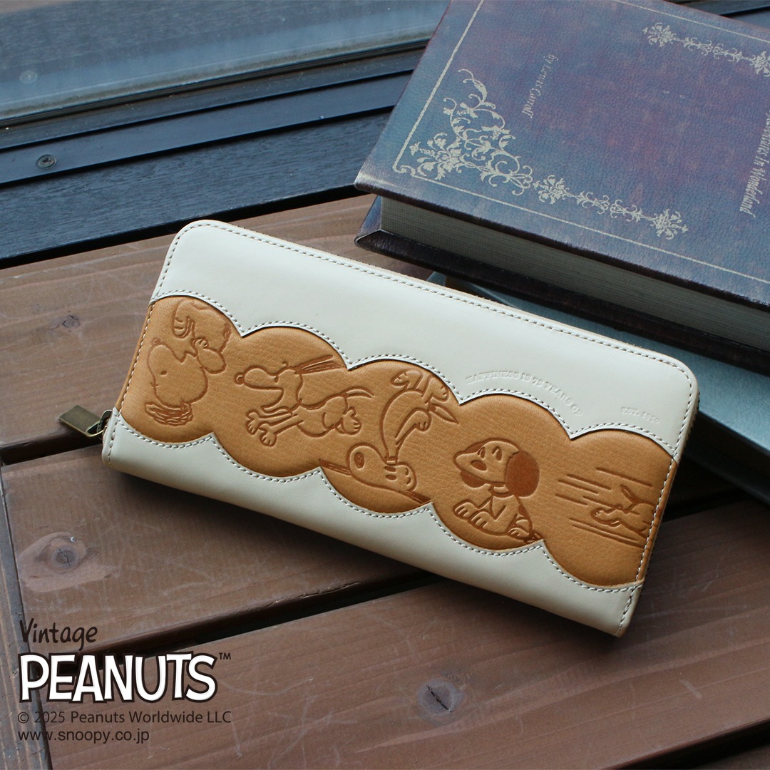 PEANUTS/SNOOPY】スヌーピーのファスナー長財布【PEANUTS75周年