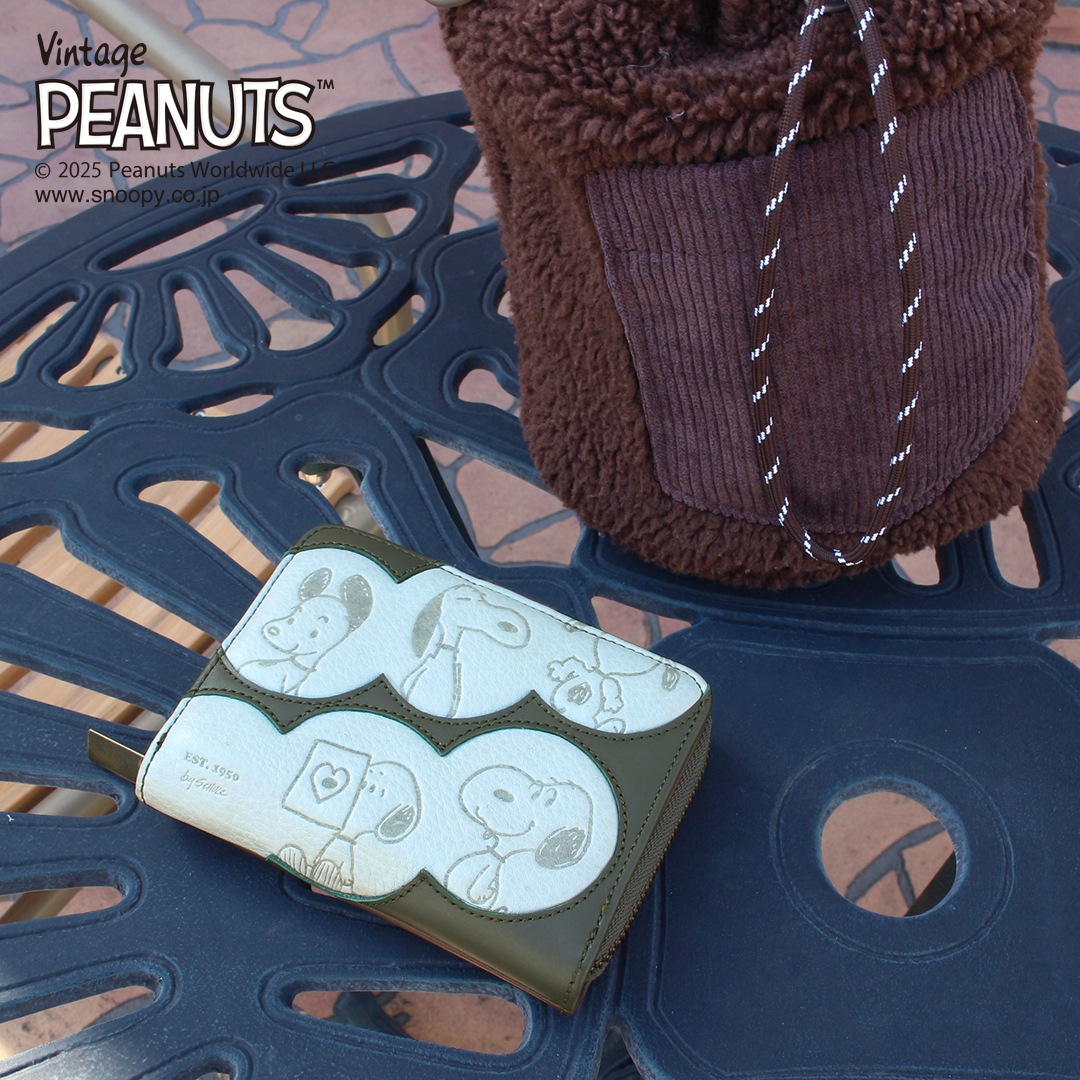 PEANUTS/SNOOPY】スヌーピーの二つ折り財布【PEANUTS75周年】[sp-11321]