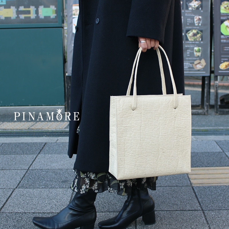 パイナップルから作られたスクエアバッグ ショルダーバッグ 【ピニャーレ/pinamore】 サステナブル  sdgs［pina-squarebag］-ナダヤ | オフィシャルオンラインショップ