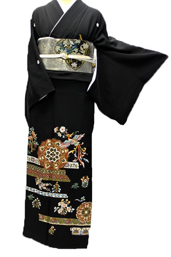 黒留袖　華紋　唐花　華紋　鳳凰　金彩　彩箔　五つ紋　比翼付き　着物　053a d 黒留袖 華紋 唐花 華紋 鳳凰 金彩 彩箔 五つ紋 比翼付き 着物