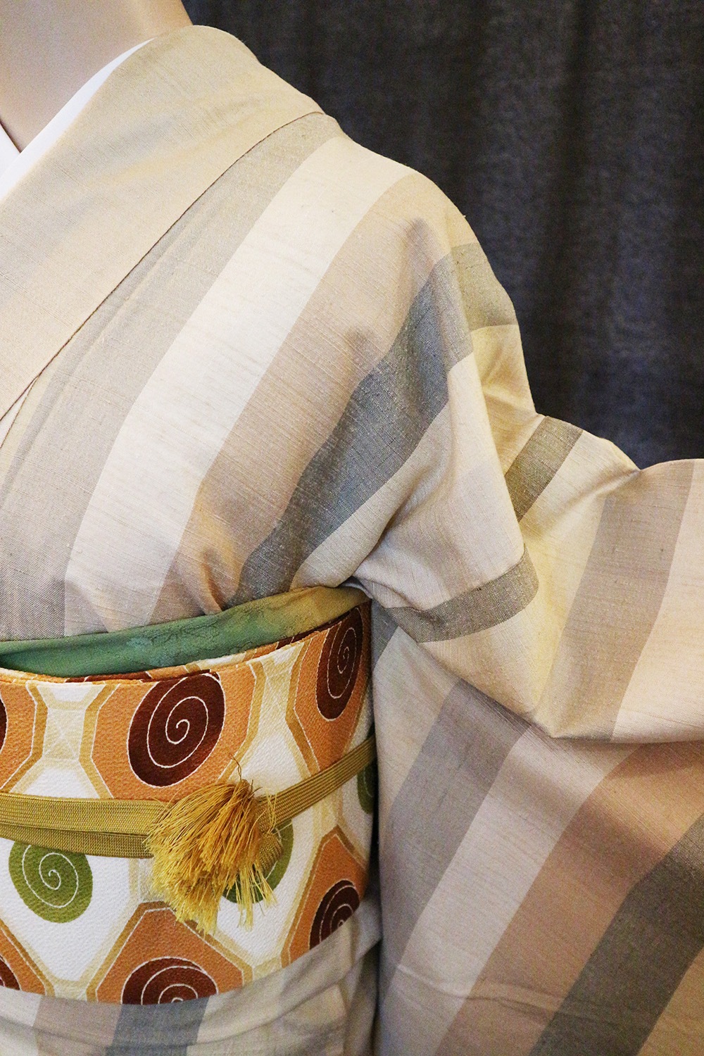 正絹ちりめん名古屋帯「染め 亀甲にうずまき」 | すべての商品 