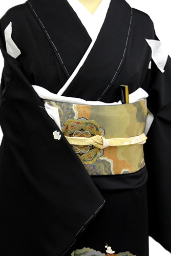 オープニング 大放出セール 五三桐 黒留袖 ぐししつけ有 （正絹黒留袖「金通し 拡大 着物・浴衣