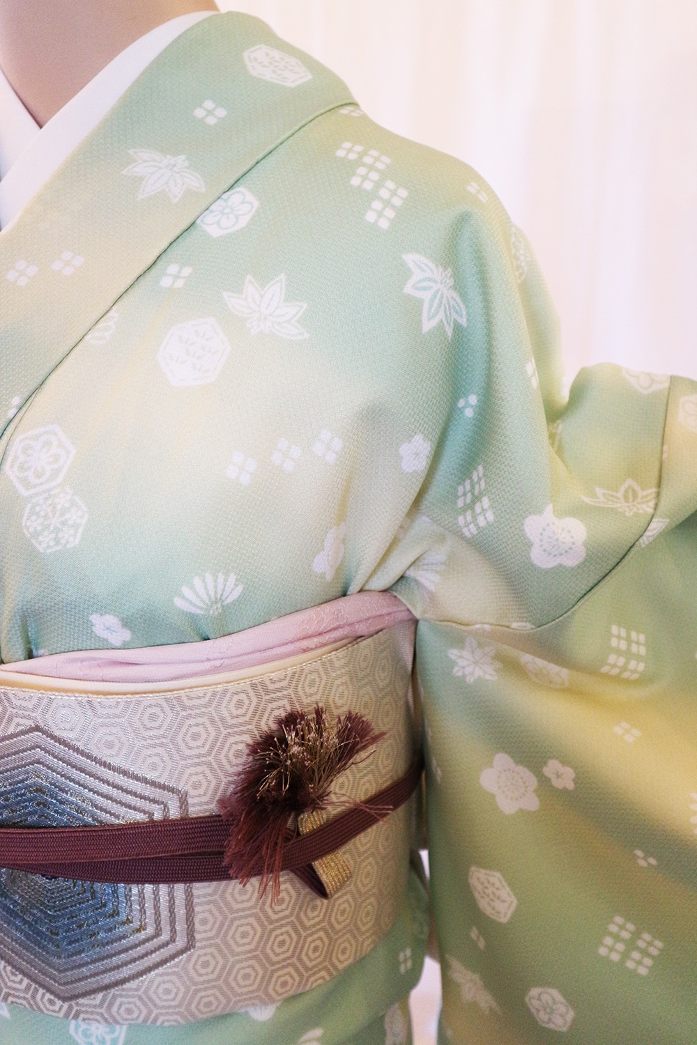 洗える着物小紋「横段ぼかしに四季の花」 | すべての商品 | きものサロンながしまR&C