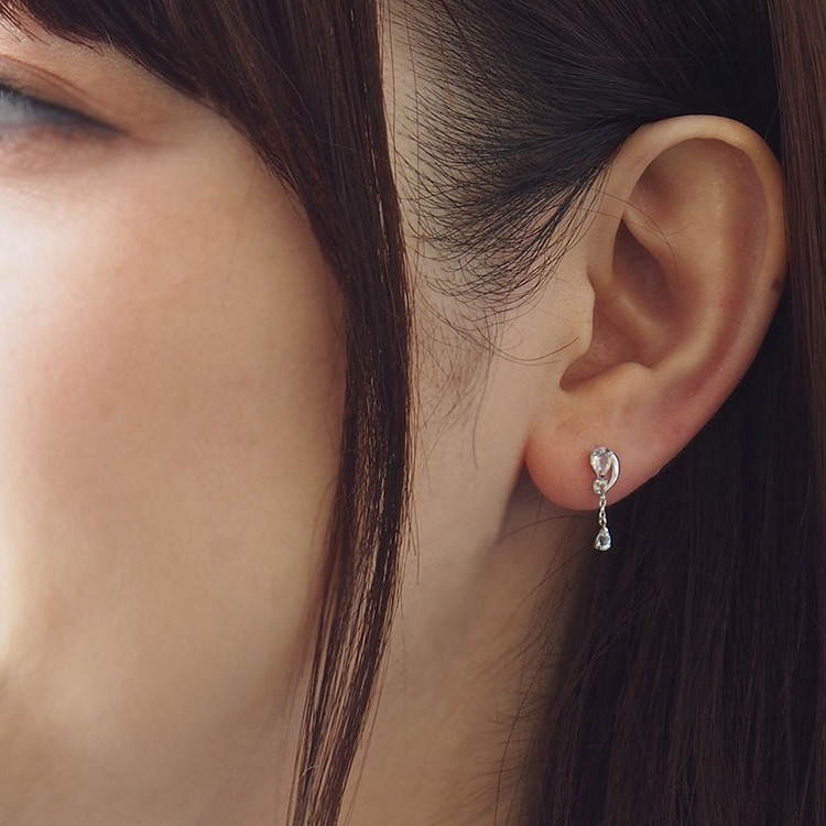 ウィスプ] WISP 10金ホワイトゴールド ブルームーンストーン/スカイ