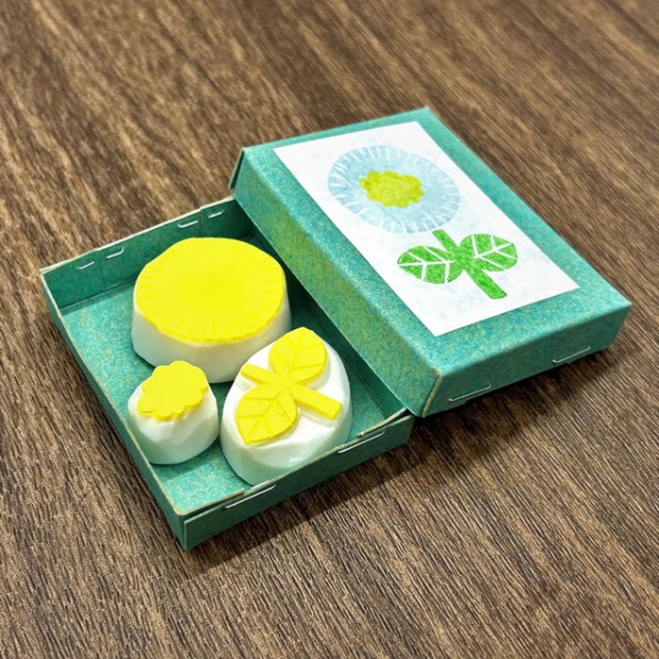 消しゴムはんこ No.240 ちびくま カジュアル 消しゴムはんこ No.240