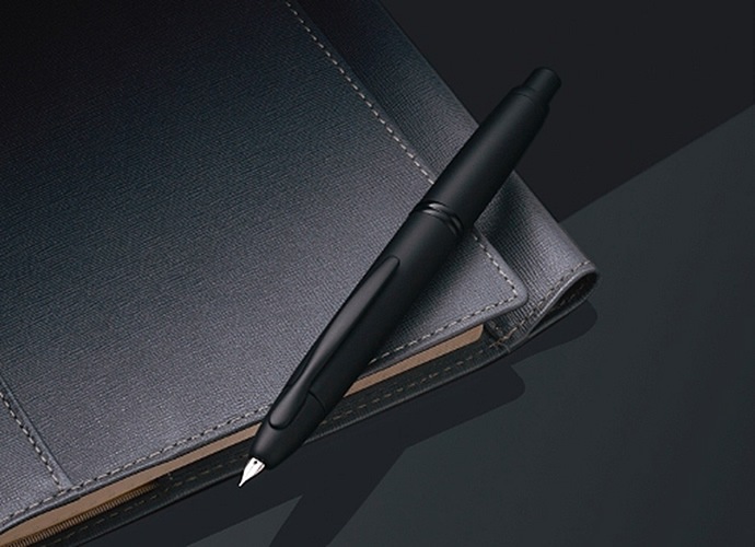 PILOT �Υå�����ǯɮ ����åץ쥹���ޥåȥ֥�å� �˺١��ٻ������������
