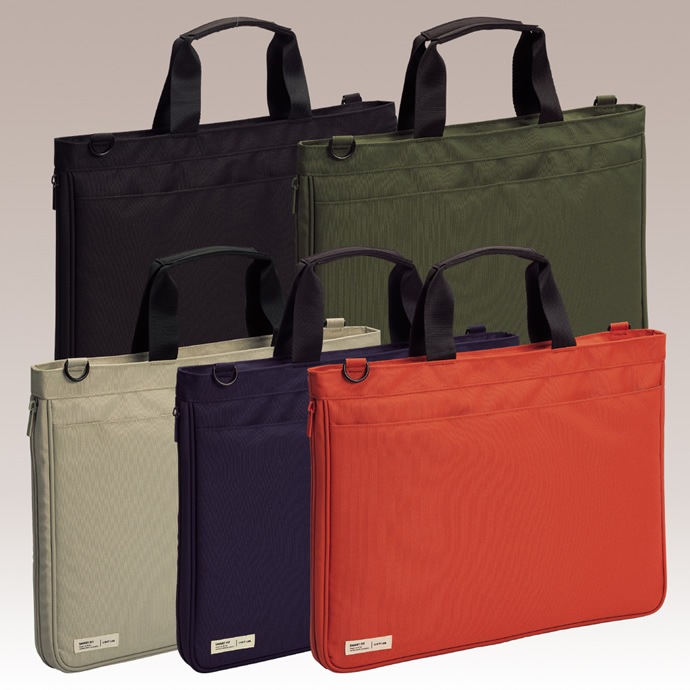 リヒトラブ SMART FITキャリングトートバッグ ブラック A-7583-24 1個 たのめーるリヒトラブ SMART FIT キャリングトートバッグ B4&frasl;A4