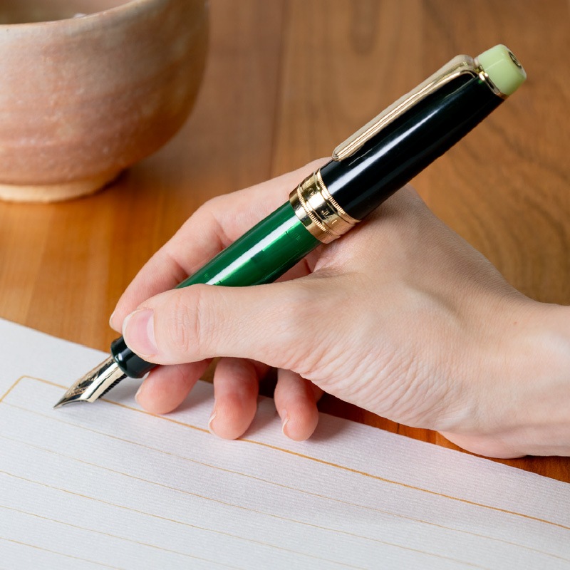 �ڸ���ۥ����顼��ǯɮ �����Υƥ��������� KOP��ǯɮ ����� ���� M������� 11-9694-460