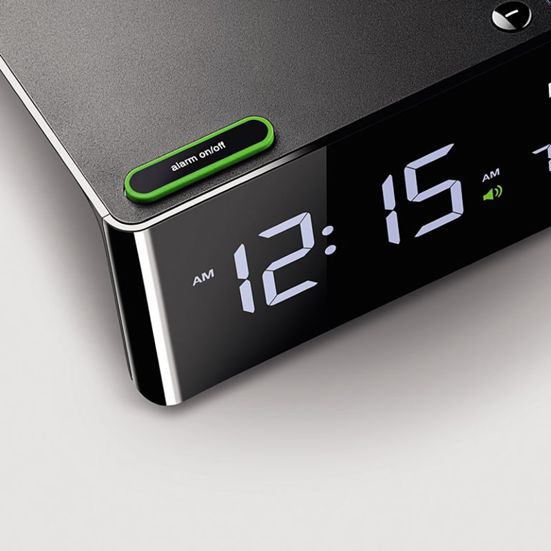 �֥饦�� �ǥ����� �ܳФޤ�����/�֤����� ���顼���դ� BC16B BRAUN Digital ALARM Clock