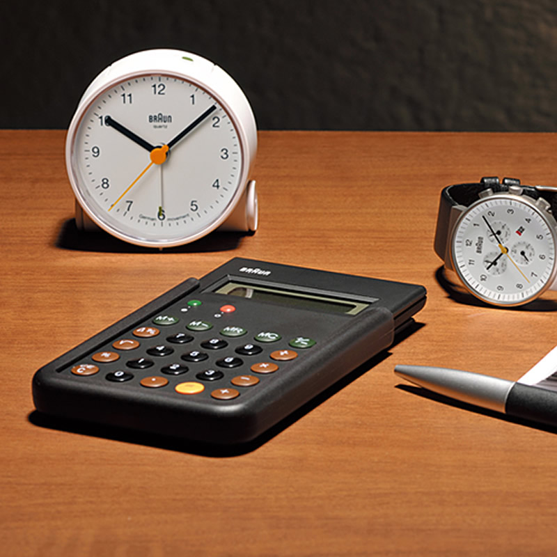 �֥饦�� �ǥ��������� BNE001 BRAUN Calculator