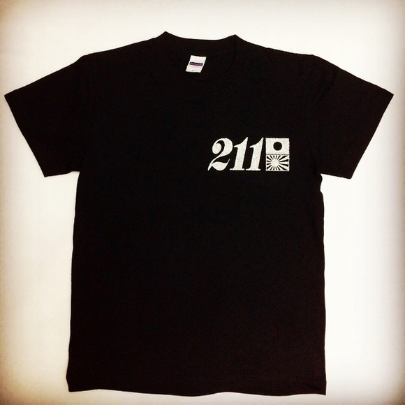 Tシャツ【211×日の丸旭日旗】黒×シルバーラメ