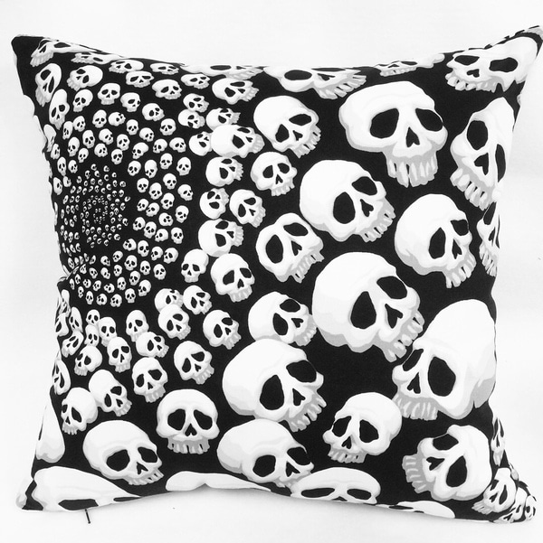 45㎝クッション【Skull-finity】
