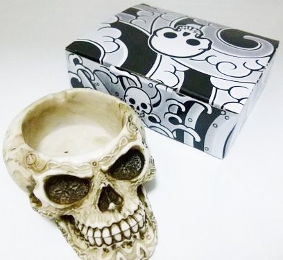 スカルアシュトレイSK011