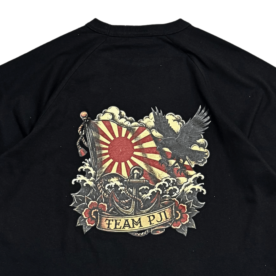 【TEAM PJI 】八咫烏ラグラン七分袖シャツ(ブラック)