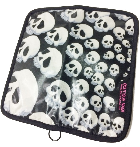 ジッパーカードケース【アレキサンダーヘンリーSkull-finity 】黒