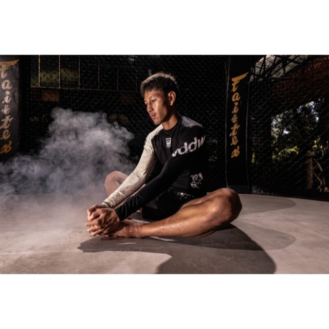 Fairtex x reversal RASH GUARD-Spirit of Wai Kru Edition