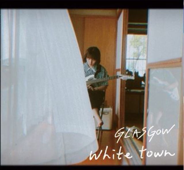 GLASGOW / white town