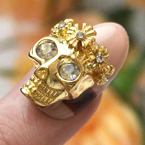 スカルパーツ メタルパーツ ネイル パーツ 王冠 ドクロ Blaze メタル ゴールド シルバー 骸骨 スカル ネイルジュエリー パンクなアートを印象的に ジェルネイル ネイルパーツ ネイル用品 ジェル ジェルネイル用品 ネイルアート ストーン ネイル工房 Nail Art ネイル