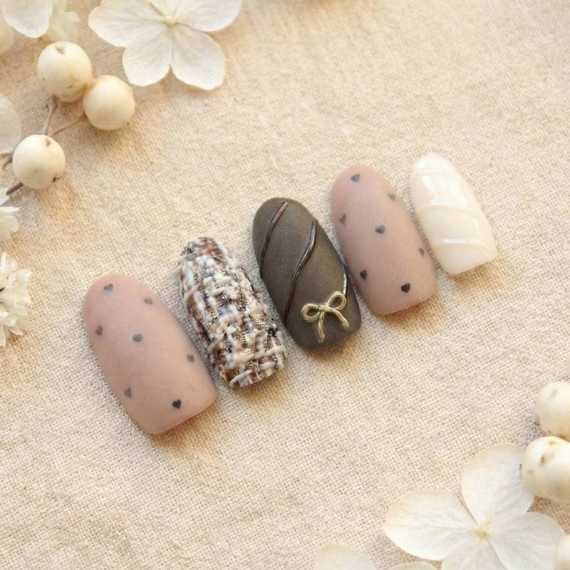 ネイルチップ【ツイード×ハートのチョコ ネイル 10本セット 両面テープ＆専用収納ケース付き】ネイル チップ 付け爪 つけ爪 ジェル オーバル スクエア ロング ショート シンプル 可愛い ゆうパケット送料無料 受注生産【チップ】