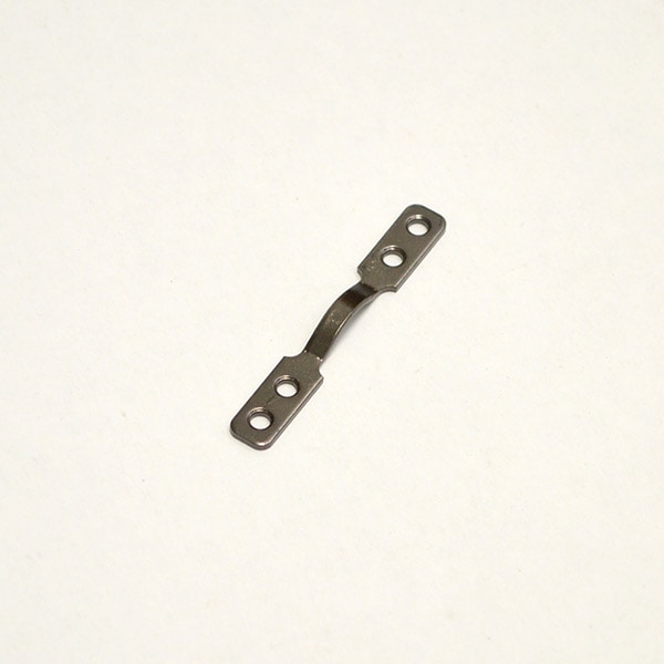 【No.6209】 鉄 板吊（大）四つ穴 2個1組（ネジ付） メール便対応 【no6209】