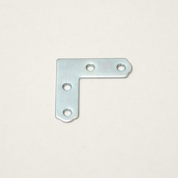 鉄 角金具（中） 箱入/100個 （ネジ無し） 【No.6253-box】 福井金属工芸