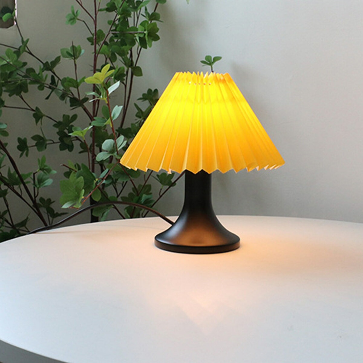 VeroMan テーブルランプ 傘 おしゃれ 卓上ランプ インテリアライト