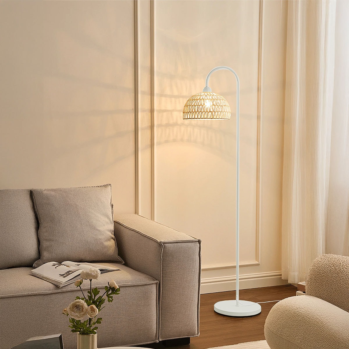VeroMan ラタンフロアランプ スタンディングライト ソファ横・ベッド