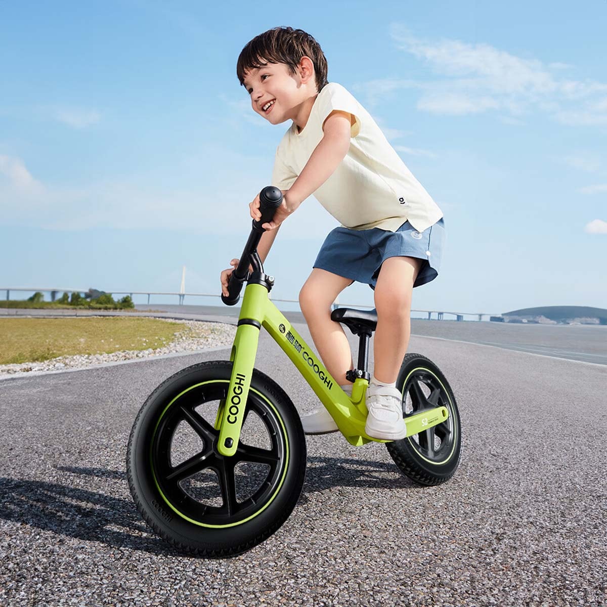 エルツ バベットシュバイツァー社 錫の置物（自転車シリーズ） エルツ