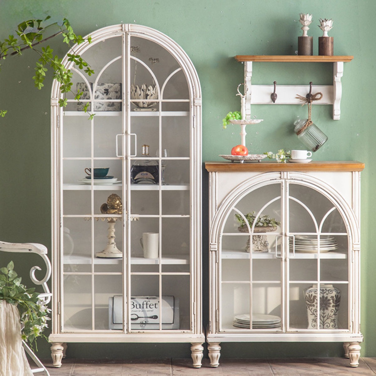 VeroMan 優雅なアーチ型キャビネット 収納とディスプレイを両立する