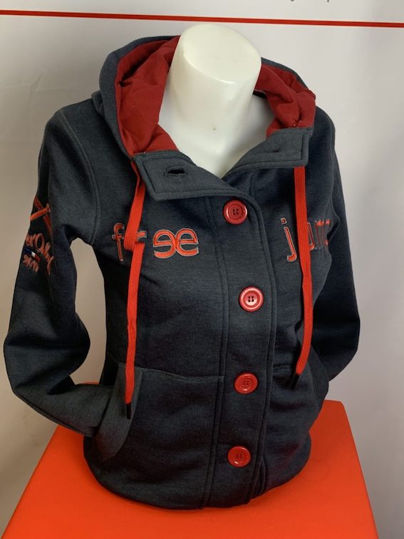 フリージャンプ　スウェットパーカー