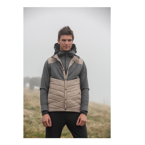 【乗馬用品】HORSE PILOT あったかベスト 乗馬用品 HORSE PILOT あったかベスト