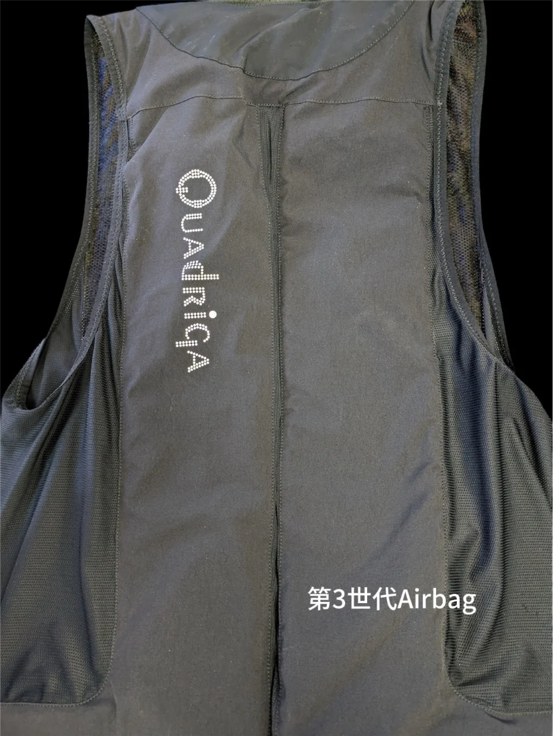 クアドリガ エアバッグ New Style Zip'In2｜乗馬用品・馬具なら中江