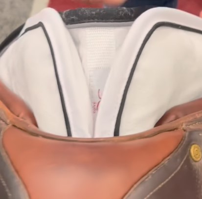 オギルヴィー バタフライ サドルパッド (障害用)