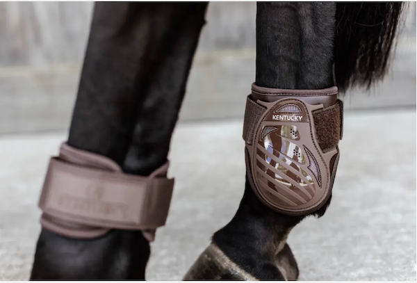 ケンタッキー ヤングホースフェットロックブーツ(後肢)