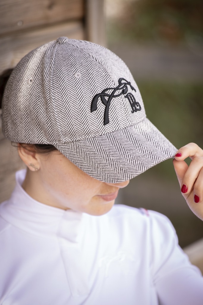 ペネロペ　キャップ　Naomi