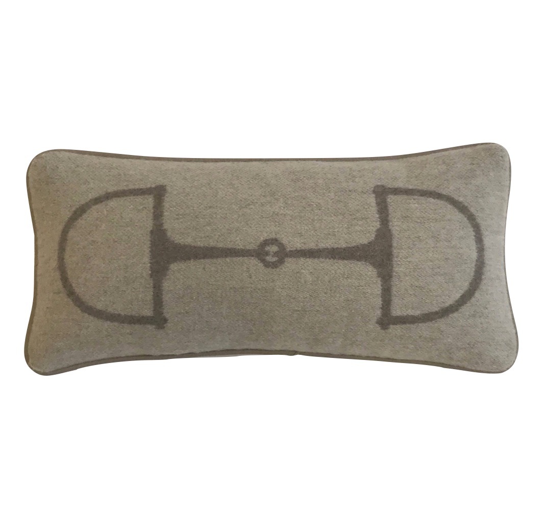 ウールカシミアクッション(小)