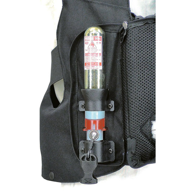 SKVエアバック　ボディプロテクター