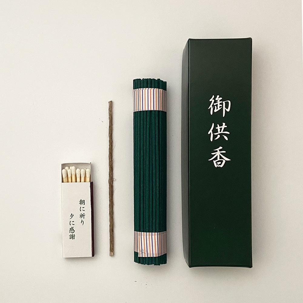 大束墓参香 火種マッチ入 ｜寺院用線香・御香・寺院用品の専門店｜株式