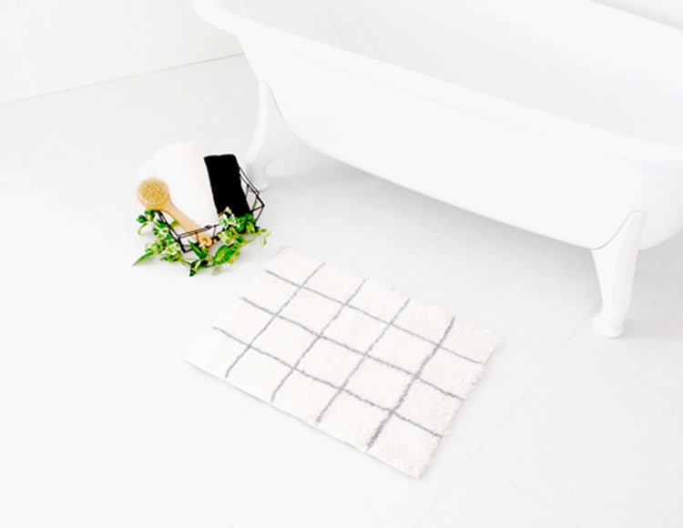 バス用品 乾度良好 モディッシュ バスマット 45×60cm 洗濯可能 吸水 速乾