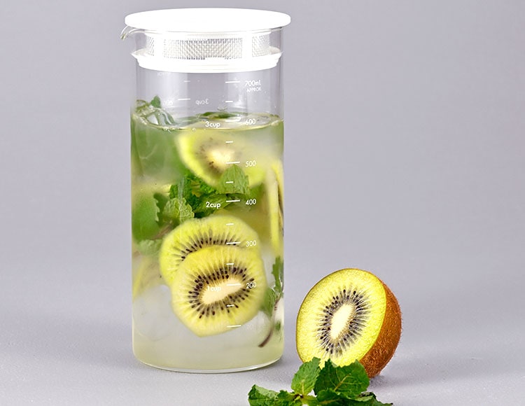 HARIO（ハリオ） 耐熱ガラス フルーツピッチャー SLOWRA 700ml 熱湯 食洗機 電子レンジ対応