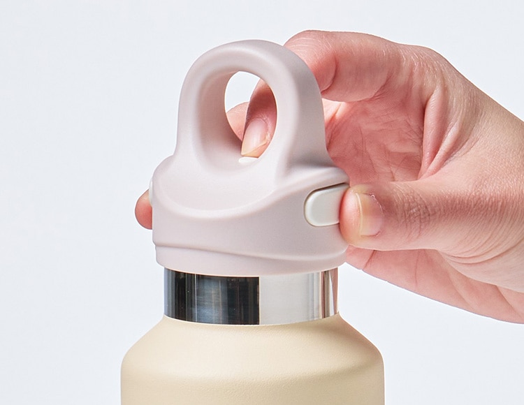 【公式販売店】CAROTE(カローテ) PRESSOFF 炭酸ボトル 600ml 保冷保温可能 ハンドル付き