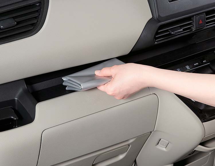 [日差しから車内を守る] 車用 遮夏サイドカーテン 2枚入 UVカット 薄型マグネットで簡単取付