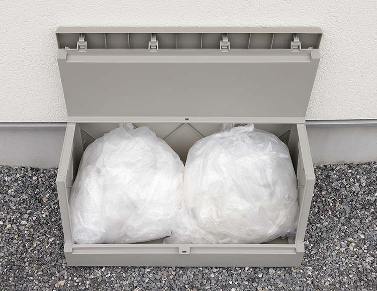 SOLOW (ソロウ) 出し入れがスムーズな屋外ストッカー 120L 日本製 組立品