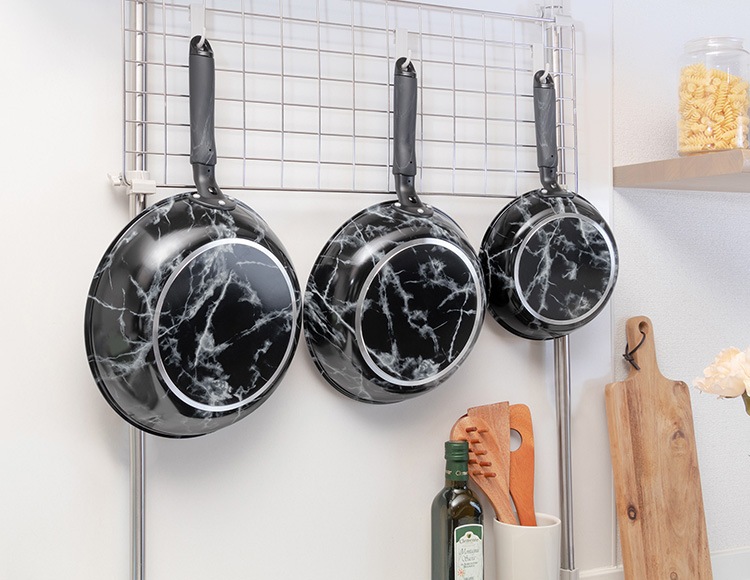 MARBLE KITCHEN フライパン ガス火対応 20cm