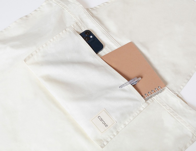 【公式販売店】 CAROTE （カローテ） 首掛けエプロン アイボリー