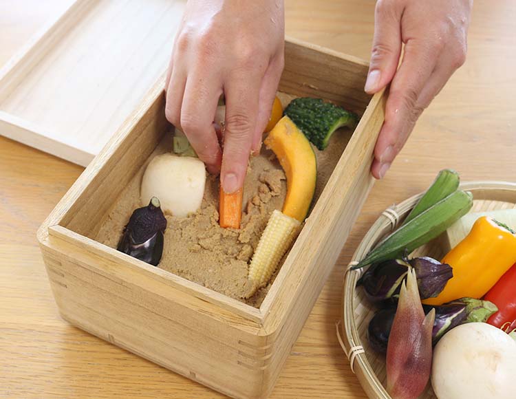 kirisai (キリサイ) 水抜きいらず 桐製冷蔵ぬか漬け容器 日本製 