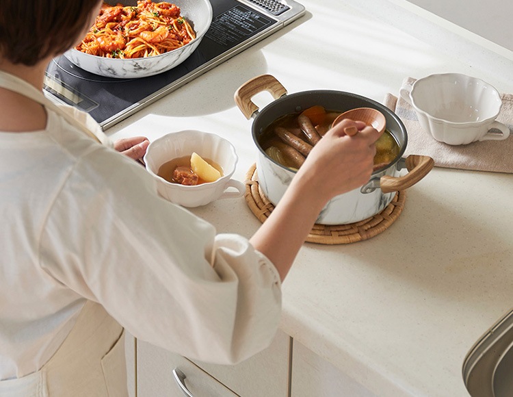 MARBLE KITCHEN 両手鍋 20cm ガス火 IH対応 蓋付き