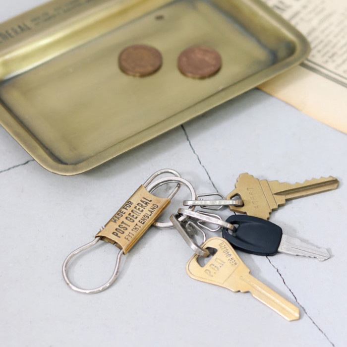 POST GENERAL ݥȥͥ ֥饹ۥӥơ BRASS KEYHOLDER with VINTAGE KEY ۥ  ӥ 982150001 ڥ᡼бġ