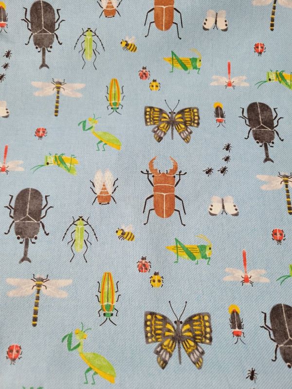キッズランド　昆虫　水色　生地